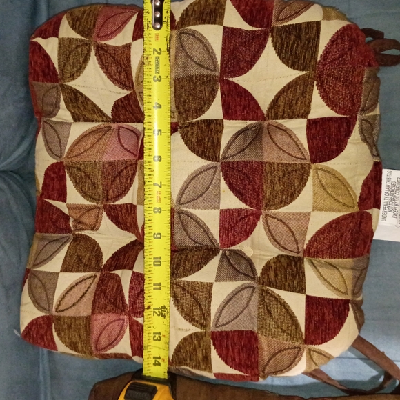Geometric Pattern Seat Cushion Set - Picture 3 of 7